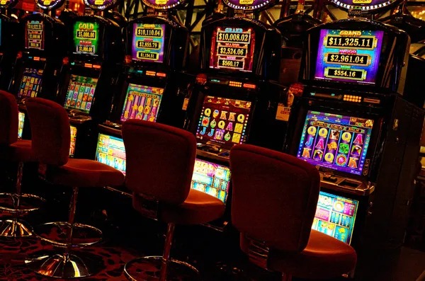 88slotdewa live-dealer table with free-play betting interface